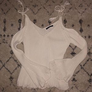 BRANDY MELVILLE OFF THE SHOULDER SWEATER